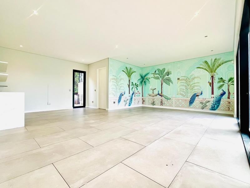 4 Bedroom Property for Sale in Constantia Western Cape